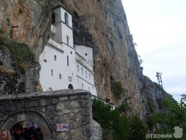 Монастырь Острог (Черногория, Даниловград) фото