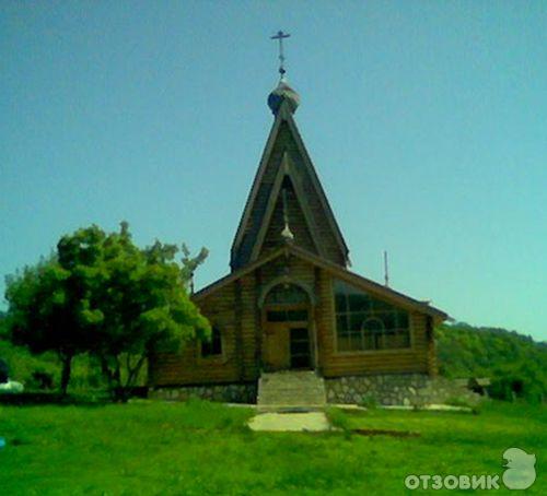Заволжский мужской монастырь в честь честного и животворящего Креста Господня фото