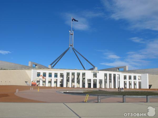 Здание Парламента Австралии (Австралия, Канберра) фото